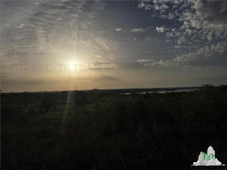 Teren intravilan Palazu Mare-zona linistita-vedere lac