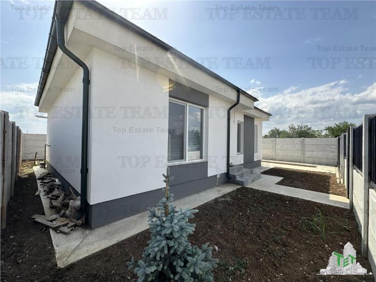 Vila individuala 3 camere, cu toate utilitatile, pod cu placa de beton, 250 mp curte in zona Varteju-Magurele