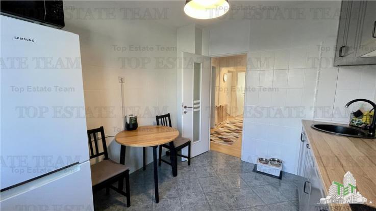 Apartament 3 camere Dristor decomandat - 2 bai, 2 balcoane (complet renovat)