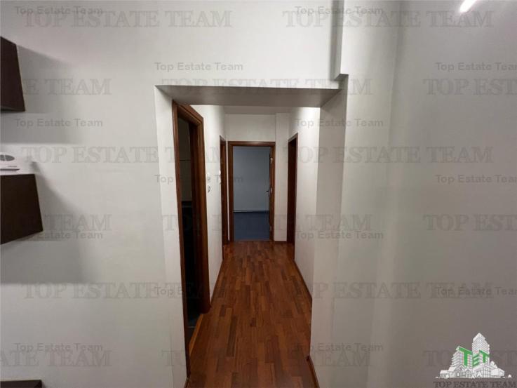 Apartament 4 camere cu centrala proprie metrou Dristor