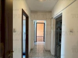 Ocazie! Apartament cu 2 camere decomandat - CENTRALA PROPRIE