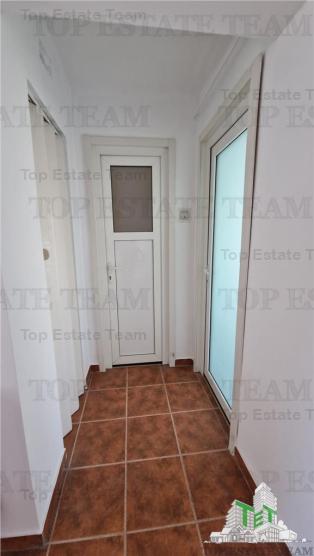 APARTAMENT 3 CAMERE decomandat in zona linistita