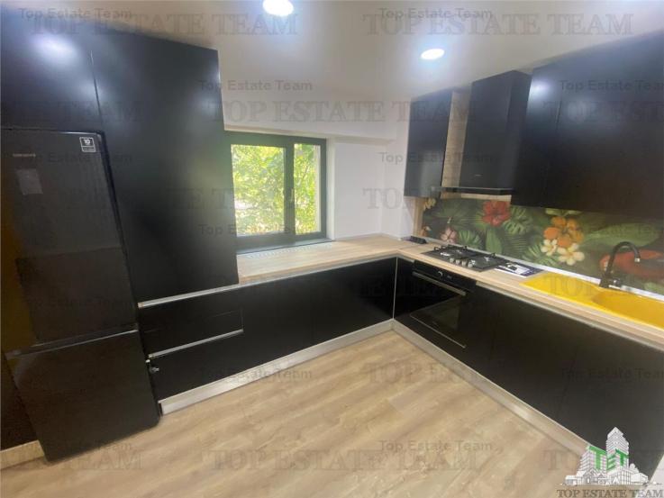 Apartament 4 camere renovat complet, de vanzare zona Piata Victoriei