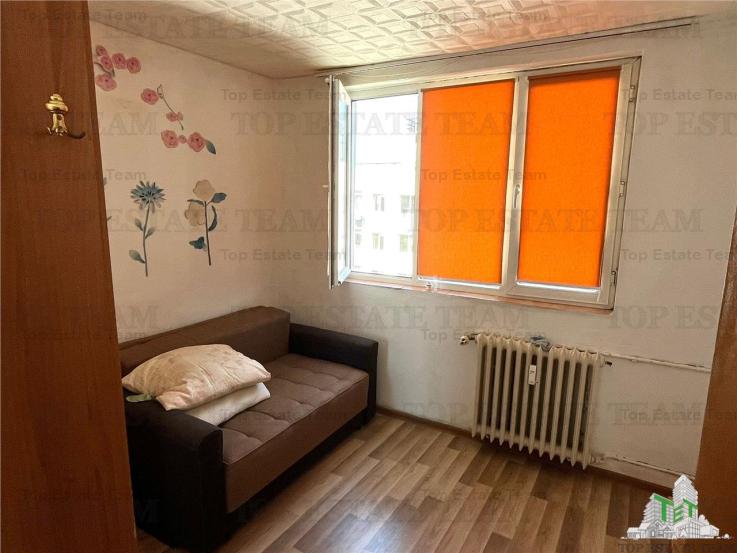 Apartament 4 camere METROU Raul Doamnei