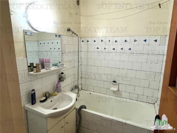 Apartament 4 camere METROU Raul Doamnei