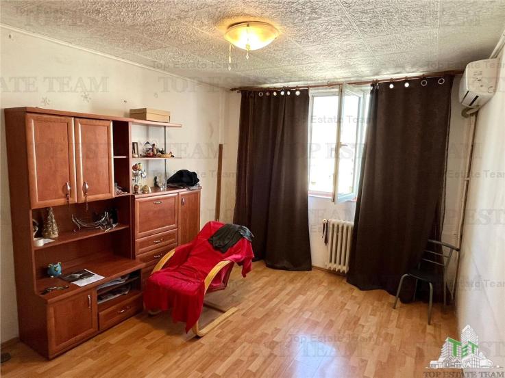 Apartament 4 camere METROU Raul Doamnei