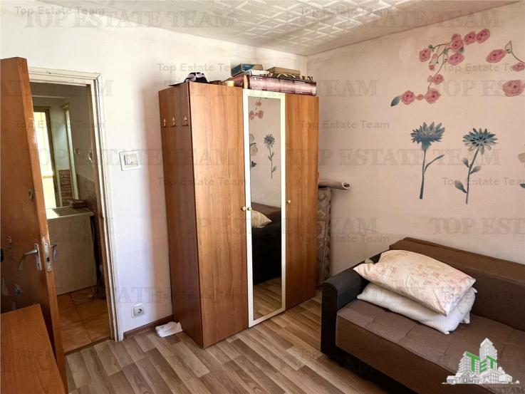 Apartament 4 camere METROU Raul Doamnei