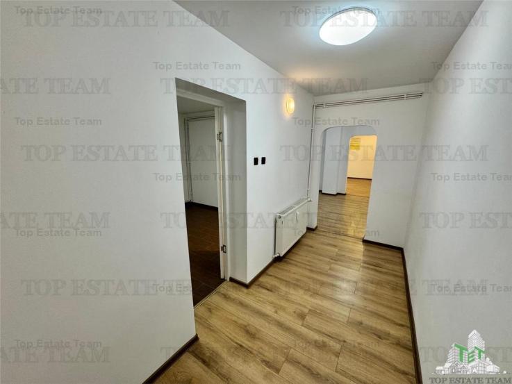 Apartament / Spatiu comercial  de vanzare in zona Alba Iulia / Vitan