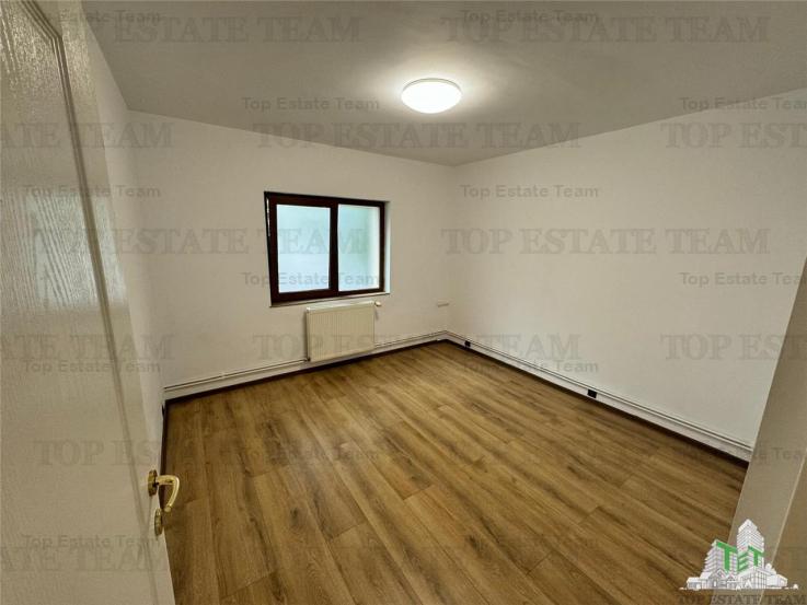 Apartament / Spatiu comercial  de vanzare in zona Alba Iulia / Vitan