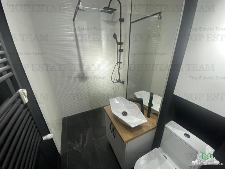 Apartament 4 camere renovat complet, de vanzare zona Piata Victoriei