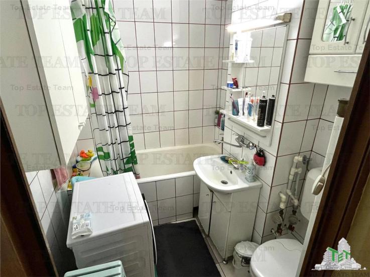 Apartament 2 camere decomandat, Metrou Lujerului