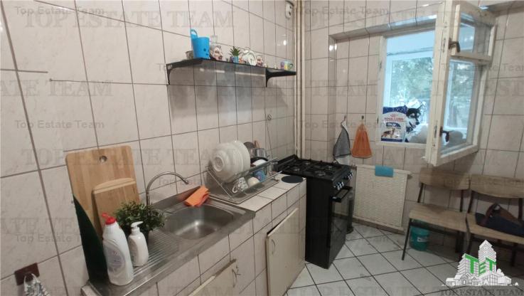 Apartament 3 camere de inchiriat, zona Tei