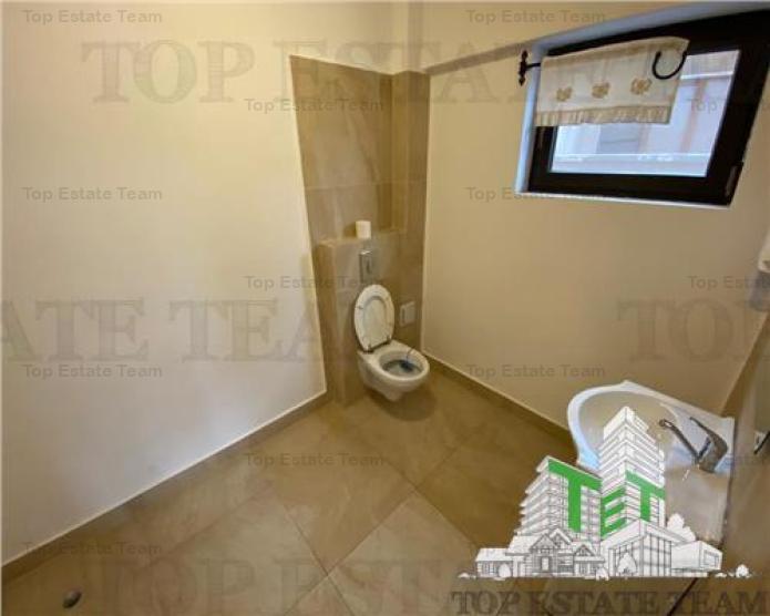 Apartament cu 3 camere de vanzare in zona Aviatorilor