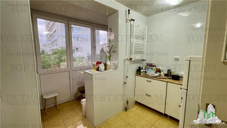 Apartament 3 camere metrou Dristor/ Baba Novac