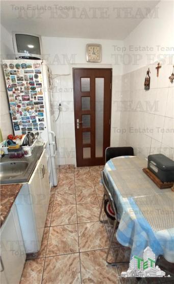 Apartament 2 camere de vanzare, zona Stefan cel Mare