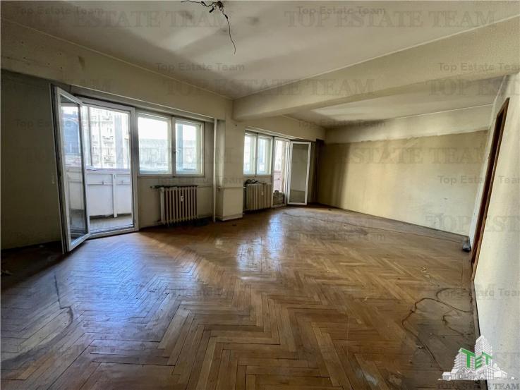 4 Camere | Universitate | 1980 | 108 mp | 2 minute metrou | Centrala | Balcon | Boxa