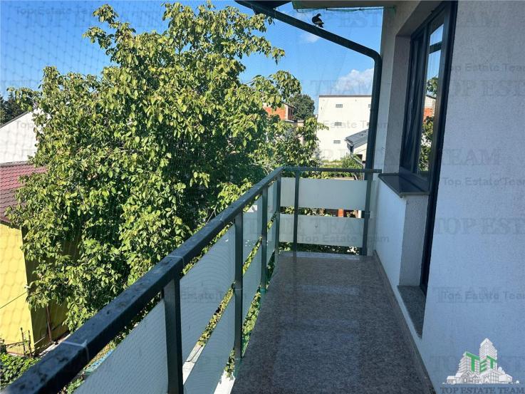 Apartament 3 camere, 2 balcoane de vanzare