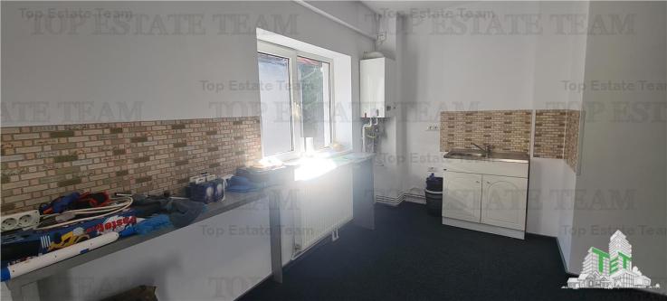 Apartament pretabil office in zona Casin