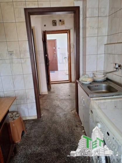 Apartament 2 camere de vanzare in zona Pajura