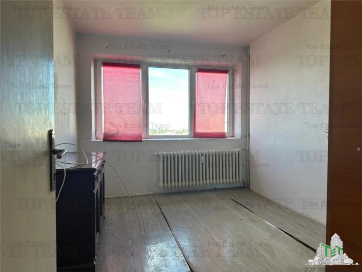 Apartament 2 camere de vanzare in zona Pajura