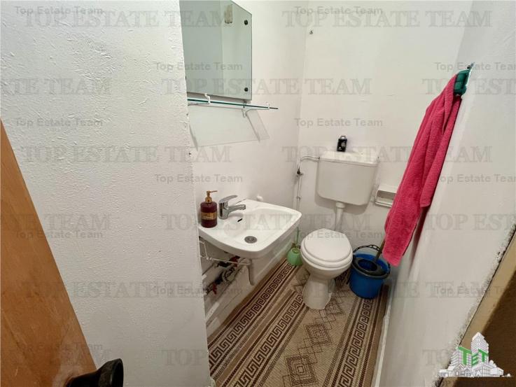 Apartament 3 camere bloc 1981 Liceul D.Bolintineanu