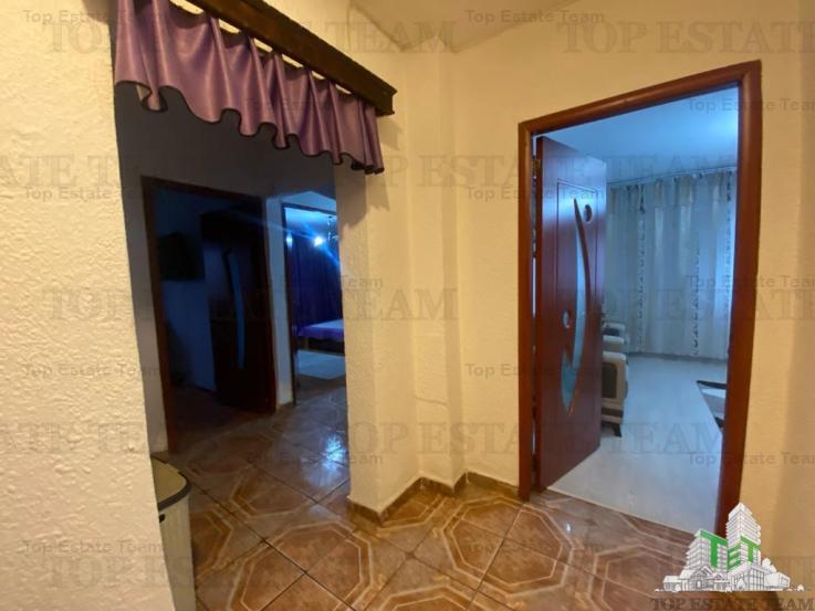 Apartament 3 camere,  balcon, de vanzare, Nerva Traian