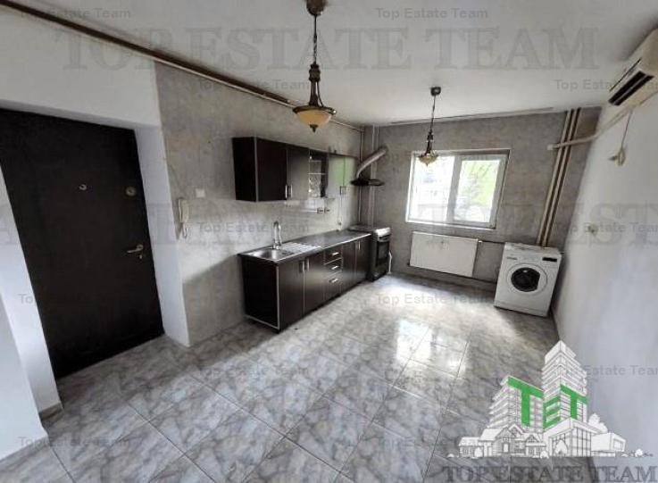 Apartament 2 camere de vanzare in zona Baicului