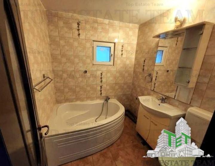 Apartament 2 camere de vanzare in zona Baicului