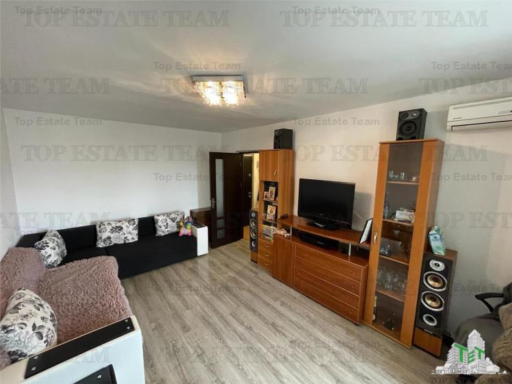 Apartament 3 camere bloc 1982 metrou Lujerului