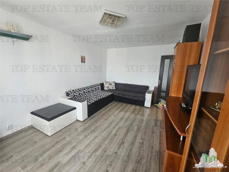 Apartament 3 camere bloc 1982 metrou Lujerului