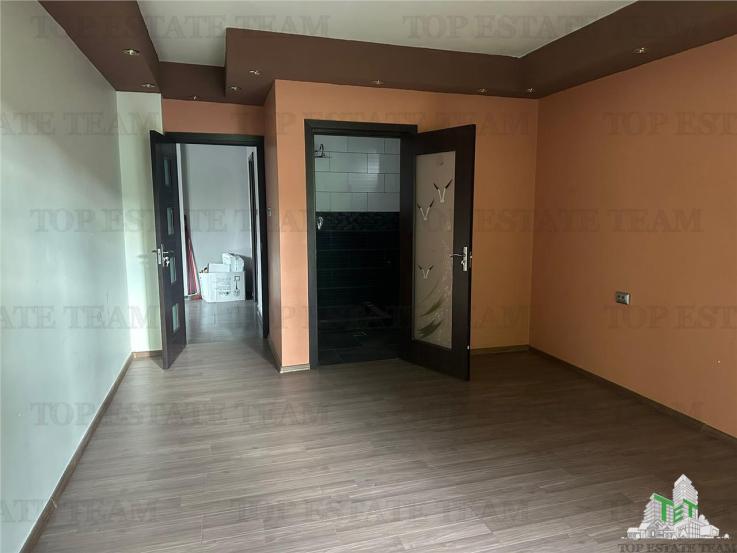 Apartament 3 camere de vanzare in zona Bucurestii Noi