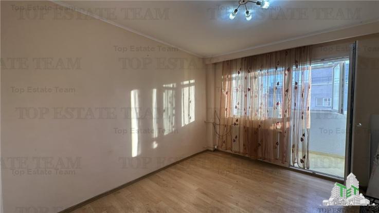 Apartament 4 camere decomandat 2 bai 2 balcoane bloc 1983 metrou Dristor