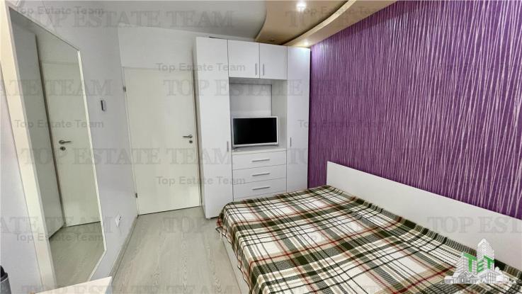 Apartament 3 camere cu 2 bai decomandat metrou Aparatorii Patriei cu centrala termica