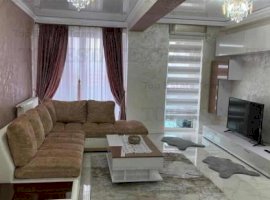 APARTAMENT 3 CAMERE VEGA MAMAIA