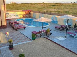 VILA CU PISCINA COSTINESTI