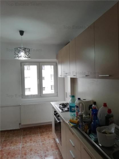 Apartament 3 camere Zona Nerva Traian