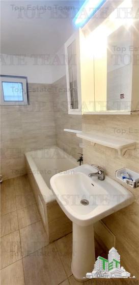 Apartament cochet , nou renovat, de inchiriat 2 camere , Universitate, pet firendly