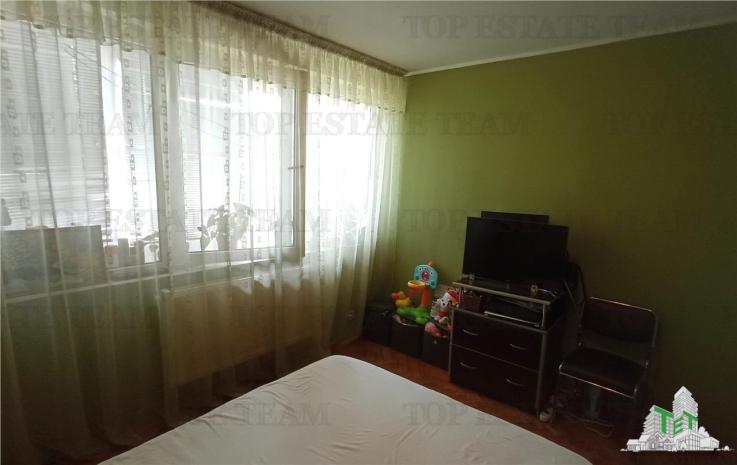 Apartament 2 camere de vanzare, zona Stefan cel Mare