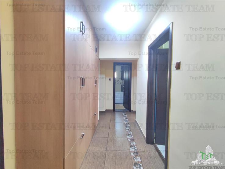 Apartament 3 Camere cu parcare de Inchiriat Bd. Decebal