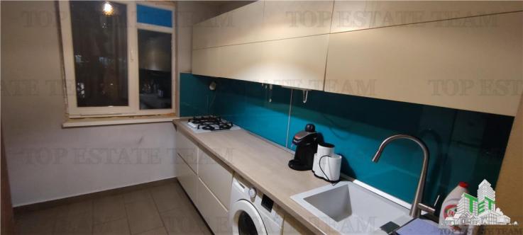 Berceni | Apartament 3 camere | Semidecomandat | 64mp | TET0017200