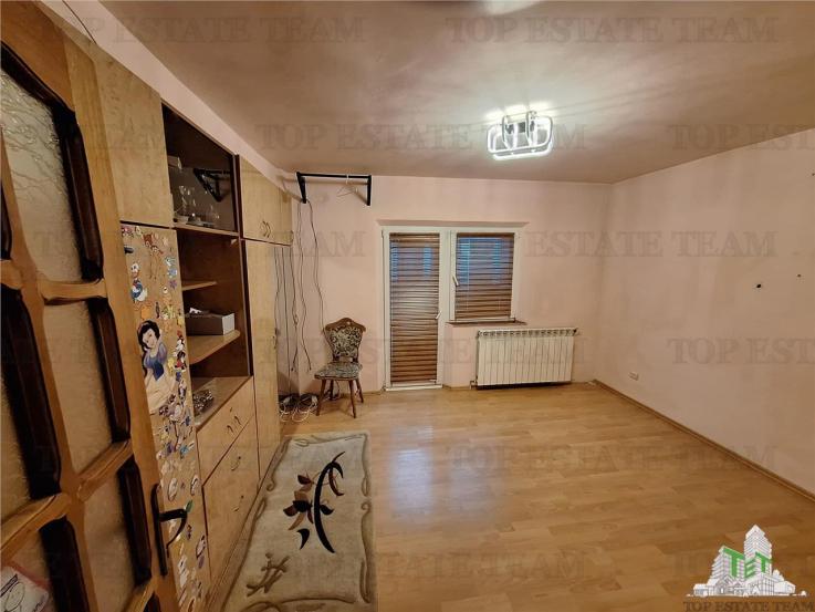 Apartament 3 camere - Soseaua Buzaului - vanzare