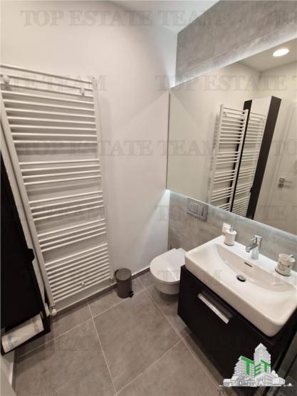 APARTAMENT 3 CAMERE DE VANZARE - PIATA PRESEI LIBERE