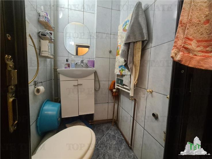 Apartament 2 camere cu centrala proprie mobilat si utilat