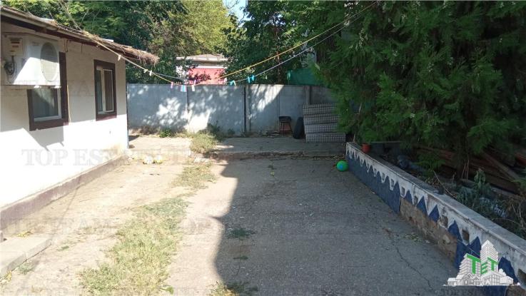 Casa de vanzare in zona Stefan cel Mare