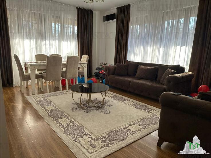 Apartament 3 camere de vanzare in zona Teatrul Masca