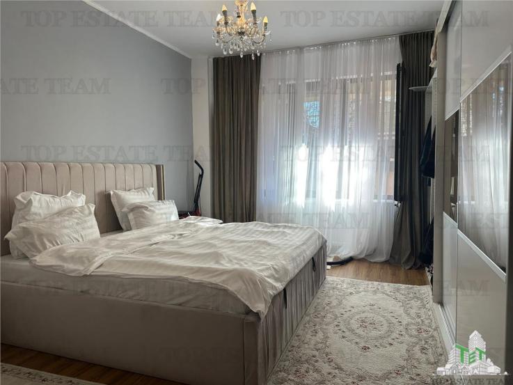 Apartament 3 camere de vanzare in zona Teatrul Masca