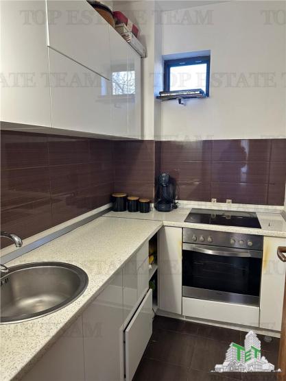 Apartament 3 camere de vanzare in zona Teatrul Masca