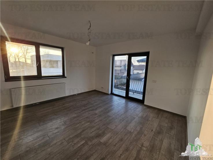 Vila lux 4 camere (dormitor parter) in Domnesti