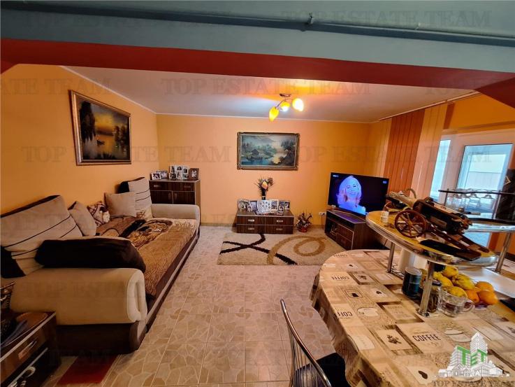 Apartament 3 camere - Calarasi - vanzare