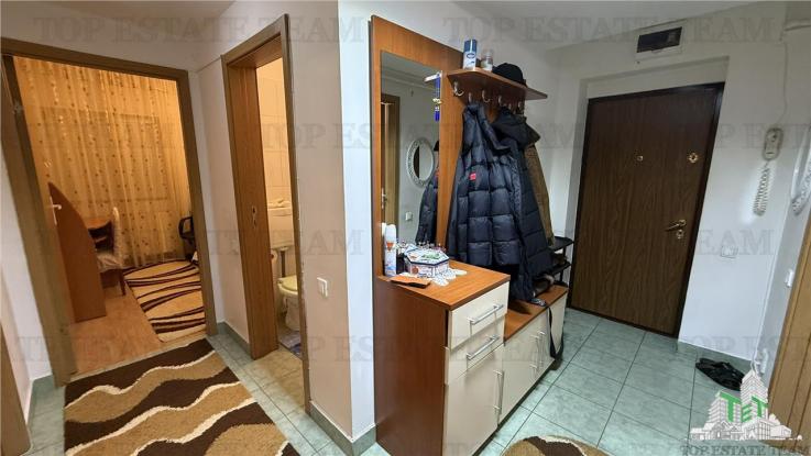 Apartament 3 camere 2 bai decomandat centrala proprie metrou Timpuri Noi